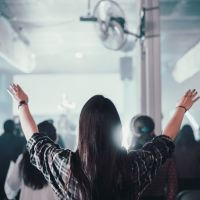 What Makes A Good Worship Song?